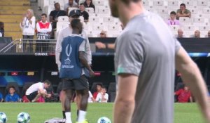 Super Coupe - Naby Keita touché pendant l'entraînement de Liverpool