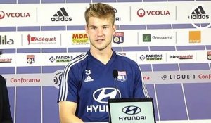 OL : Joachim Andersen juge le style Sylvinho