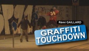 Graffiti Touchdown  (Rémi Gaillard)