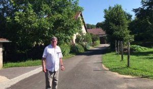 "Il y avait 1 mètre d'eau au centre du village" se souvient Roland Thierry, maire de Beutal (25)
