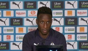 OM - Sarr : "J'espère que Luiz Gustavo va rester"