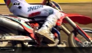 Gajser and Van Horebeek battle + Gajser pass - MXGP Race 1 - MXGP of Turkey 2019