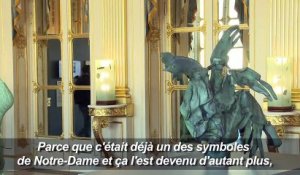 Le coq de la flèche de Notre-Dame exposé à Paris