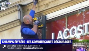Sur les Champs-Élysées, les commerçants se barricadent