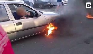 Il a voulu jouer à Fast & Furious avec sa voiture... Burn Raté !