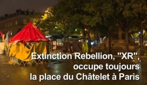 Extinction Rebellion: le blocage au centre de Paris se poursuit