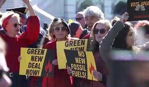 Les images de l'actrice Jane Fonda arrêtée une nouvelle fois lors d'une manifestation organisée à Washington en faveur de la lutte contre le réchauffement climatique