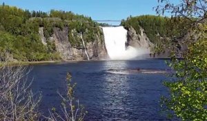 S’envoler au-dessus de la chute de Montmorency