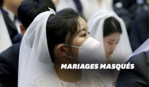 En Corée du Sud, le coronavirus n'a pas empêché ces couples de se marier en masse... avec des masques