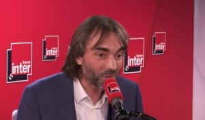 Cédric Villani, mathématicien, candidat à la Mairie de Paris, face à François Bayrou qui demande un "plan B" pour Paris : "Ma porte est ouverte à une alliance avec le Modem"