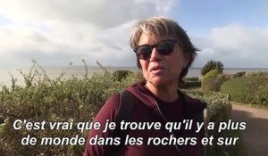 "Marée blanche" : les ballots de cocaïne attirent les curieux sur les plages