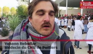 VIDEO. Poitiers : le CHU fortement mobilisé contre la crise de l'hôpital français