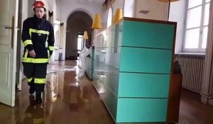 Incendie à la mairie d'Annecy : les dégâts vus de l'intérieur