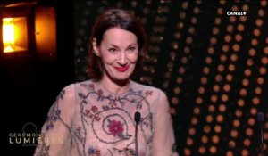 La folie douce de Jeanne Balibar pour remettre le prix du meilleur acteur - Lumières 2020