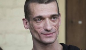 Sans frontière - Piotr Pavlenski : pourquoi a-t-il quitté la Russie pour la France ? 