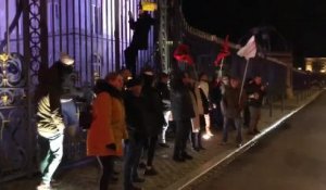 49-3 : Une vingtaine de manifestants devant la préfecture de Troyes