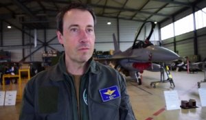 Le ministre Philippe Goffin effectue un vol en F16 avec son homonyme à la base de Florennes