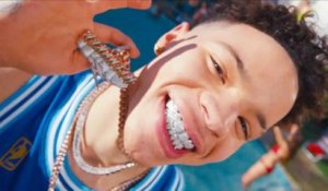Lil Mosey Shoots “Blueberry Faygo” At TikTok Mansion