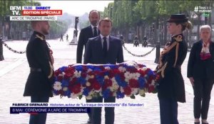 8-Mai: Emmanuel Macron dépose une gerbe de fleurs sur la tombe du Soldat inconnu