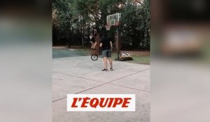 Un dunk d'équilibristes - Basket - WTF