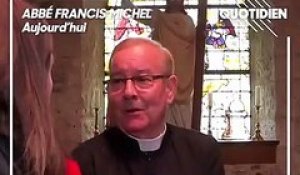 Filmé lors d'une messe avec des "Gilets Jaunes" entonnant des chants insultant Emmanuel Macron, l’abbé Francis Michel a été renvoyé par l'Eglise - Vidéo