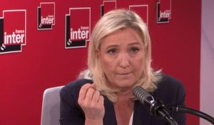 Marine Le Pen : "Que le gouvernement embraye le pas à ces mouvements, c'est absolument honteux (...). L'état de droit c'est de ne pas se soumettre à l'émotion."