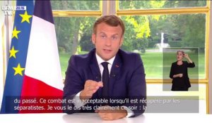Emmanuel Macron: "La République n'effacera aucune trace ni aucun nom de son histoire"