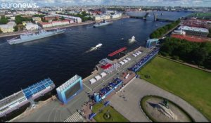 Parades navales en Russie pour célébrer la journée de la marine russe