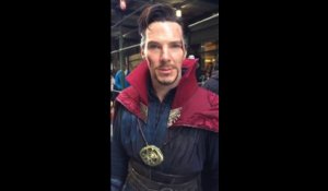 En 2016, habillé en "Doctor Strange", Benedict Cumberbatch visitait une boutique de bandes-dessinées new-yorkaise