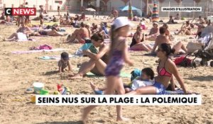 Des femmes se font bronzer seins nus sur une plage, les gendarmes interviennent