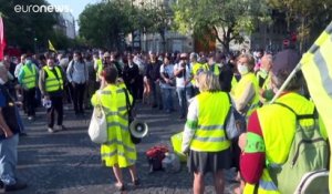 France : mobilisation réduite pour le retour des "gilets jaunes"