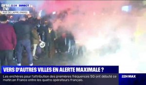 Les patrons de bars du collectif "Restons ouverts" manifestent à Paris