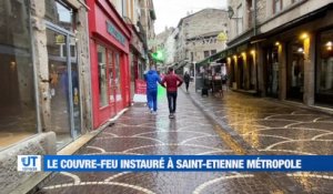 A la Une : Couvre feu instauré à Saint-Etienne métropole / Les restaurateurs résignés à faire avec / Des spectacles à 18 heures au lieu de 20h30 / le monde de la santé mobilisé / Saison terminée pour Yvann Maçon