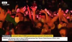 Coronavirus - Reportage au coeur du "concert-test" qui s'est tenu hier soir à Paris avec le groupe Indochine et 5.000 personnes dans l'arène de Bercy
