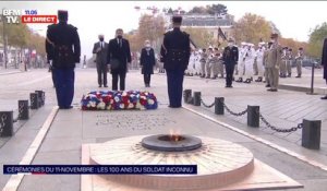11-Novembre: Emmanuel Macron se recueille devant la tombe du Soldat inconnu sous l'Arc de Triomphe