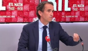 Carrefour "embauchera 15.000 jeunes en 2021", annonce son PDG Alexandre Bompard sur RTL