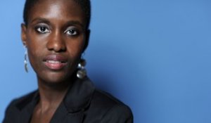 Hostile à Charlie Hebdo, la militante indigéniste Rokhaya Diallo a participé à un livre en hommage à Samuel Paty