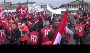 Retraites: manifestation à Paris
