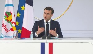 Pour Emmanuel Macron, un retrait massif des forces françaises au Sahel "serait une erreur"