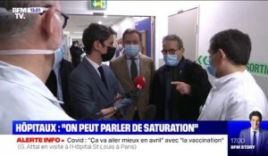 Covid: à l'hôpital Saint-Louis à Paris, "Ce sont des patients plus jeunes que ceux de la première vague"