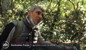 Découverte : plongée dans les eaux limpides des gorges de l'Ardèche