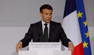 AstraZeneca : la France suspend «par précaution» l’utilisation du vaccin, annonce Macron