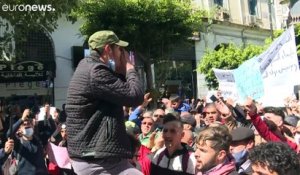Algérie : les manifestants défient, encore et toujours, le régime