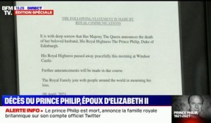 Un communiqué accroché sur les grilles de Windsor confirme la mort "paisible" du prince Philip