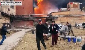 Un gigantesque incendie ravage une fabrique historique de Saint-Pétersbourg