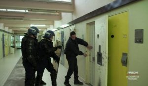 "Prison sous haute tension": comment se déroule le déplacement des détenus dangereux