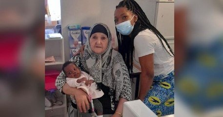 Yvelines Une Femme De 69 Ans Sauve La Vie D Un Bebe Qui S Etouffe En Appliquant Les Gestes De Premiers Secours Sur Orange Videos
