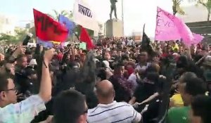 JO 2016 : le parcours de la flamme perturbé par des manifestants