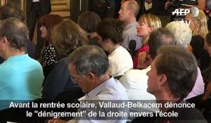 Ecole: Vallaud-Belkacem dénonce le "dénigrement" de la droite