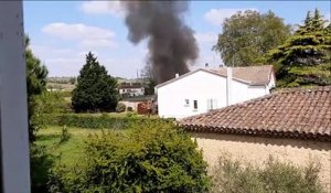 Incendie d'une dépendance à proximité d'habitations à Saint-Macaire